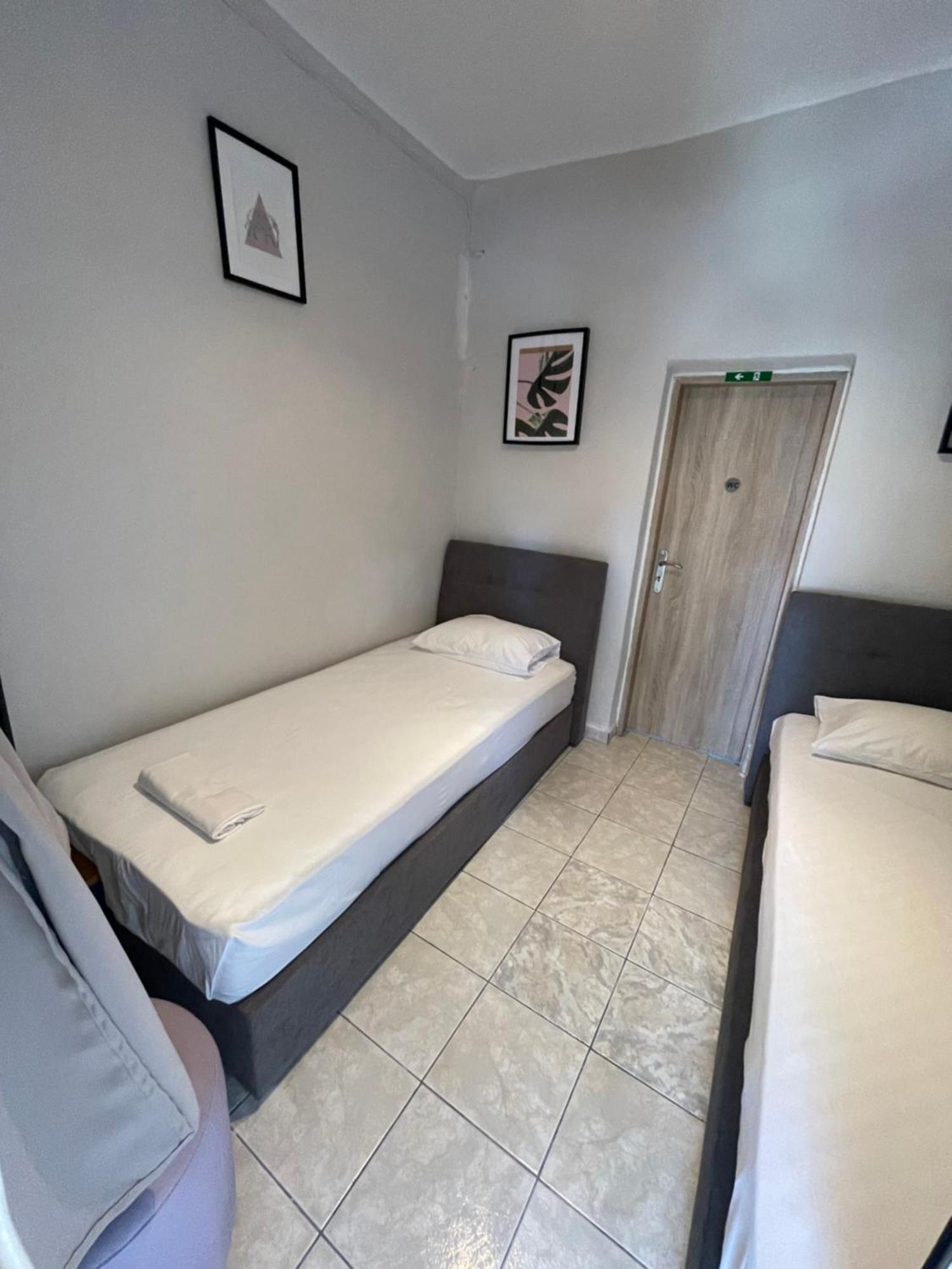 Dimitri'S Apartment 瓦捷拉 外观 照片